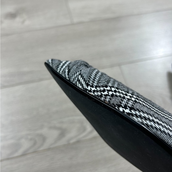 Maje Prince De Galles Checked Pointed Toe Flats In Carreaux - Picture 12 of 13